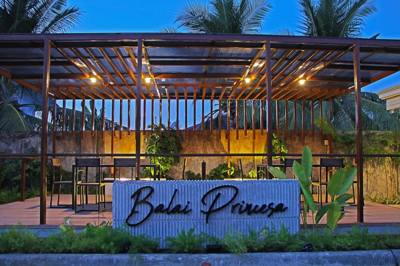 Balai Princesa Puerto Princesa Екстер'єр фото